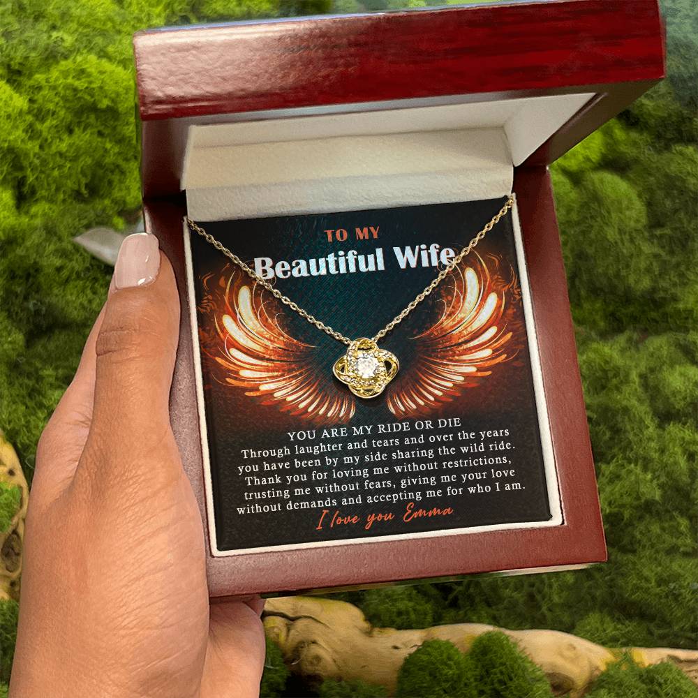 To My Beautiful Wife Love Knot Necklace